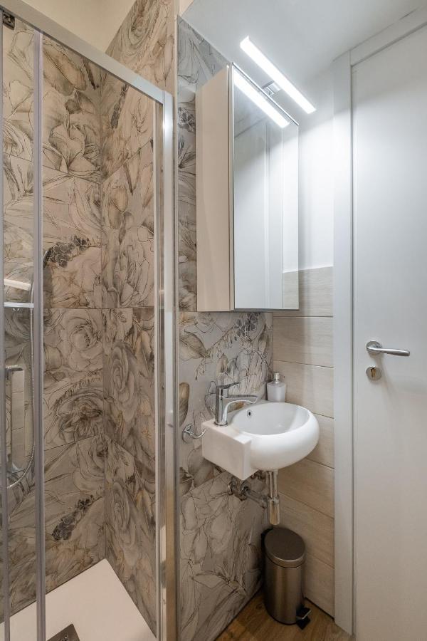 Studio 24 - Holiday & Business Apartment Bolonia Exterior foto